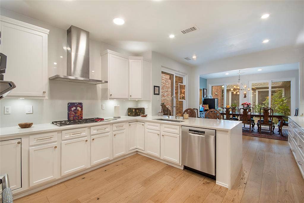 11804 Forest Lakes Lane, Dallas, TX 75230 11804 Forest Lakes Lane, Dallas, TX 75230