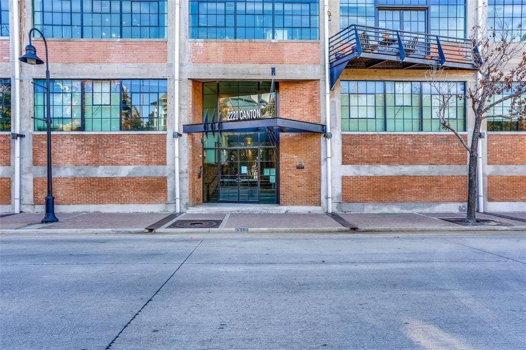 2220 Canton Street, #406, Dallas, TX 75201 2220 Canton Street, #406, Dallas, TX 75201