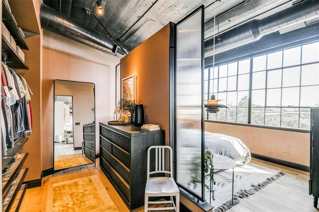2220 Canton Street, #406, Dallas, TX 75201 2220 Canton Street, #406, Dallas, TX 75201