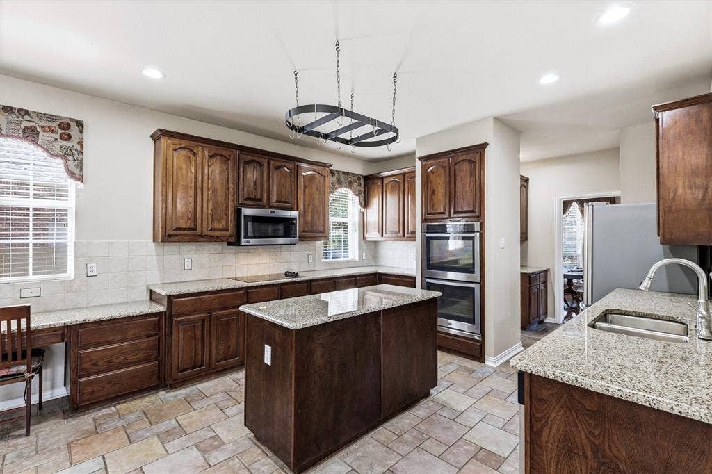 4136 Silverthorne Street, Richardson, TX 75082 4136 Silverthorne Street, Richardson, TX 75082