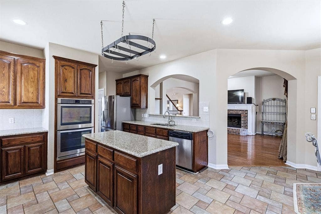 4136 Silverthorne Street, Richardson, TX 75082 4136 Silverthorne Street, Richardson, TX 75082