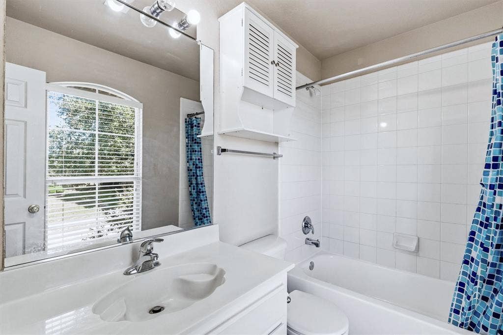 4136 Silverthorne Street, Richardson, TX 75082 4136 Silverthorne Street, Richardson, TX 75082