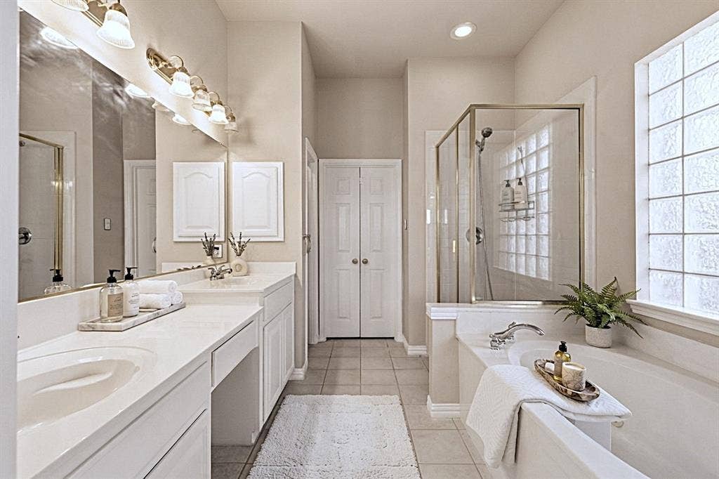 4136 Silverthorne Street, Richardson, TX 75082 Virtual staging