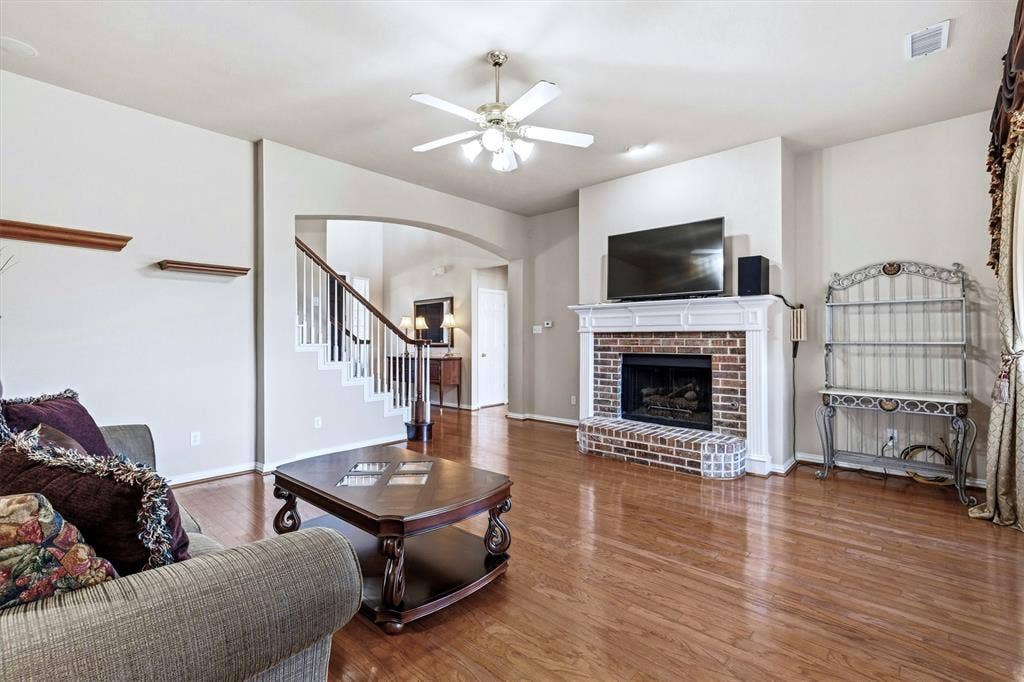 4136 Silverthorne Street, Richardson, TX 75082 4136 Silverthorne Street, Richardson, TX 75082