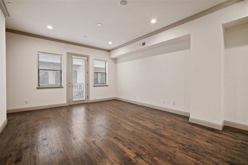 3142 Ross Avenue, #4, Dallas, TX 75204 3142 Ross Avenue, #4, Dallas, TX 75204