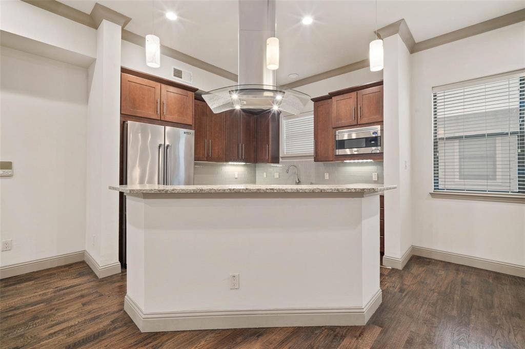 3142 Ross Avenue, #4, Dallas, TX 75204 3142 Ross Avenue, #4, Dallas, TX 75204