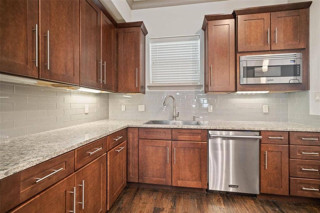 3142 Ross Avenue, #4, Dallas, TX 75204 3142 Ross Avenue, #4, Dallas, TX 75204