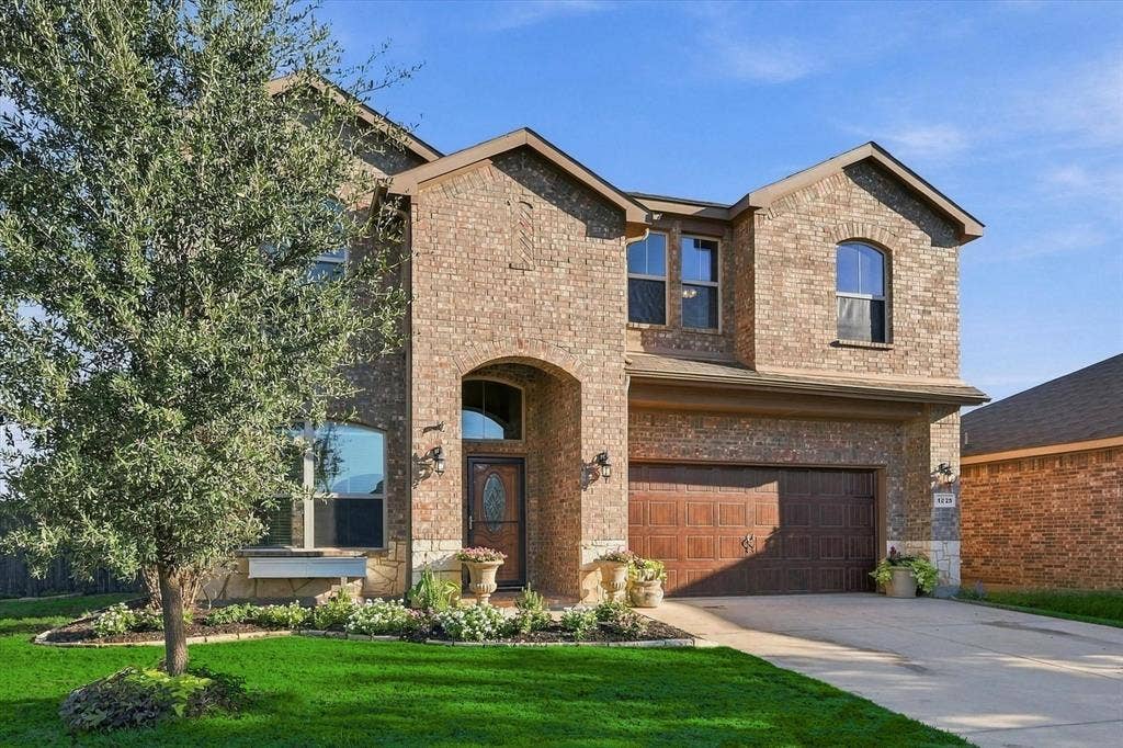 1025 Doe Meadow Drive, Fort Worth, TX 76028 1025 Doe Meadow Drive, Fort Worth, TX 76028