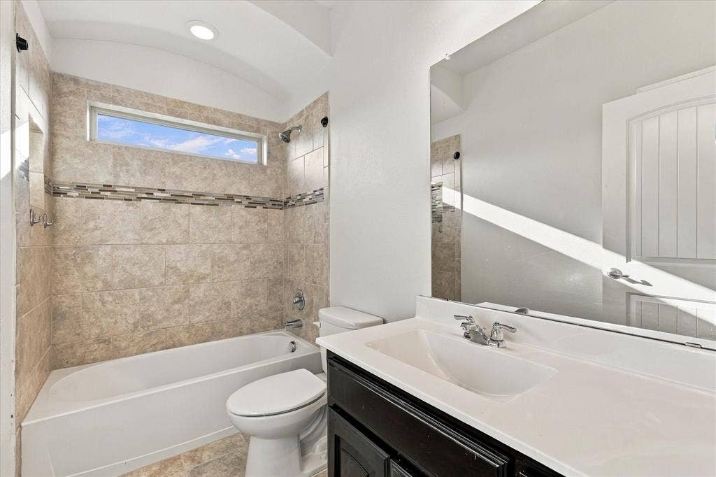 1025 Doe Meadow Drive, Fort Worth, TX 76028 1025 Doe Meadow Drive, Fort Worth, TX 76028