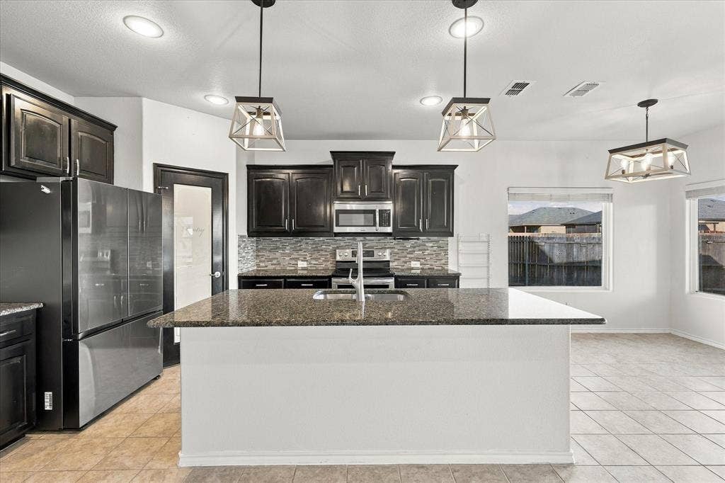 1025 Doe Meadow Drive, Fort Worth, TX 76028 1025 Doe Meadow Drive, Fort Worth, TX 76028