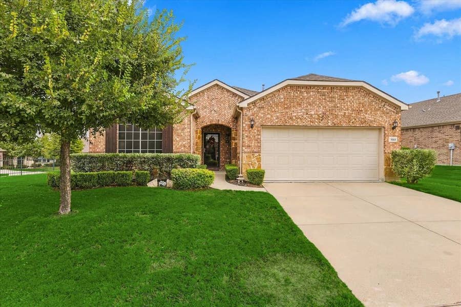 Property photo for 8188 Harlow Lane, Frisco, TX