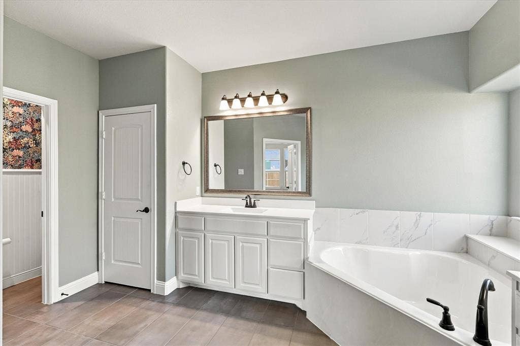 602 Dean Box Drive, Waxahachie, TX 75165 602 Dean Box Drive, Waxahachie, TX 75165