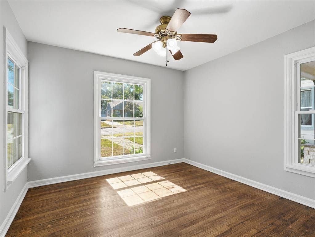 4016 Locke Avenue, Fort Worth, TX 76107 4016 Locke Avenue, Fort Worth, TX 76107