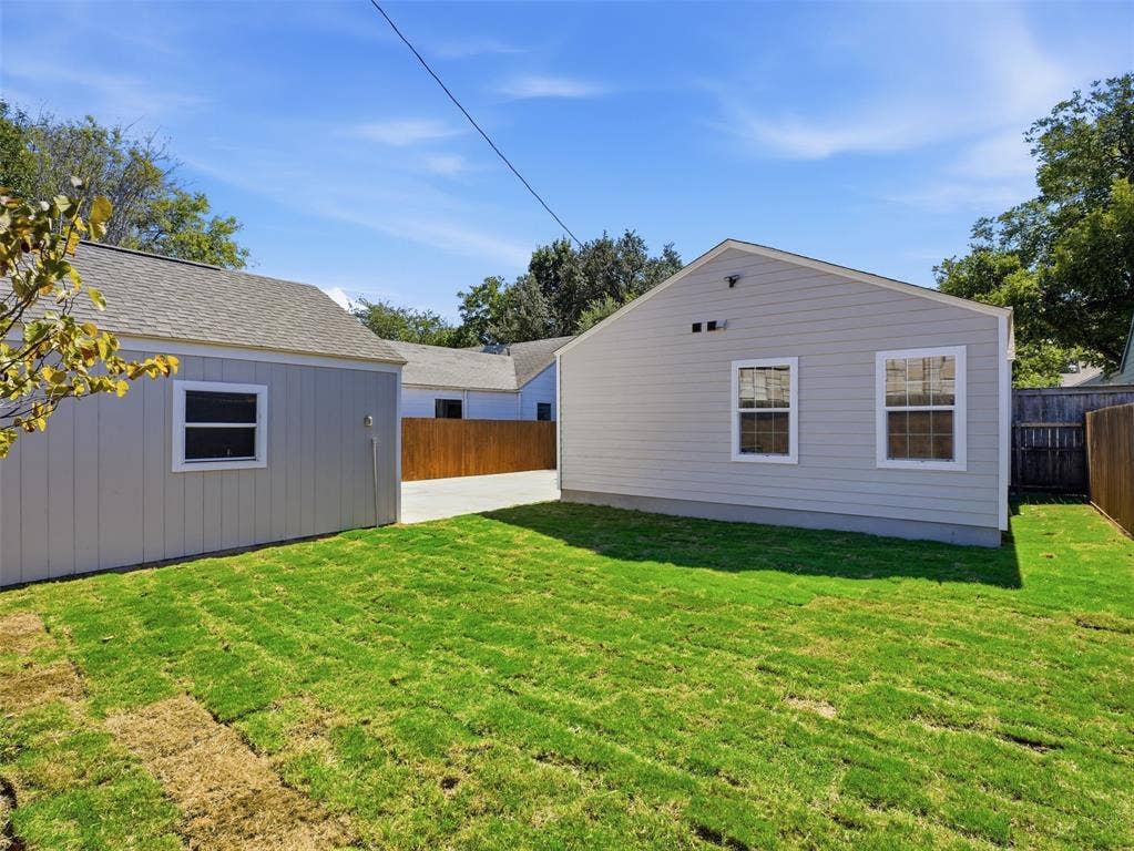 4016 Locke Avenue, Fort Worth, TX 76107 4016 Locke Avenue, Fort Worth, TX 76107