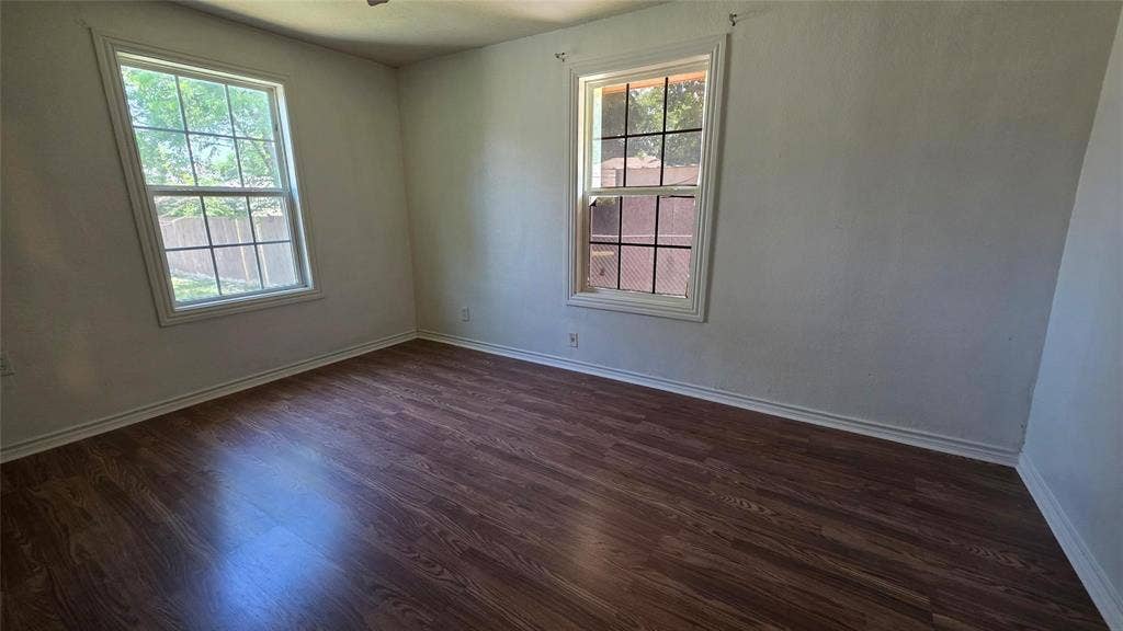 524 W Broadus Avenue, Fort Worth, TX 76115 524 W Broadus Avenue, Fort Worth, TX 76115