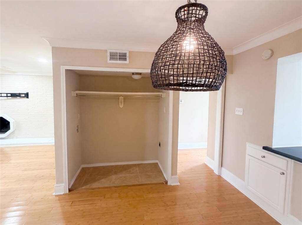7734 Meadow Road, #223, Dallas, TX 75230 7734 Meadow Road, #223, Dallas, TX 75230