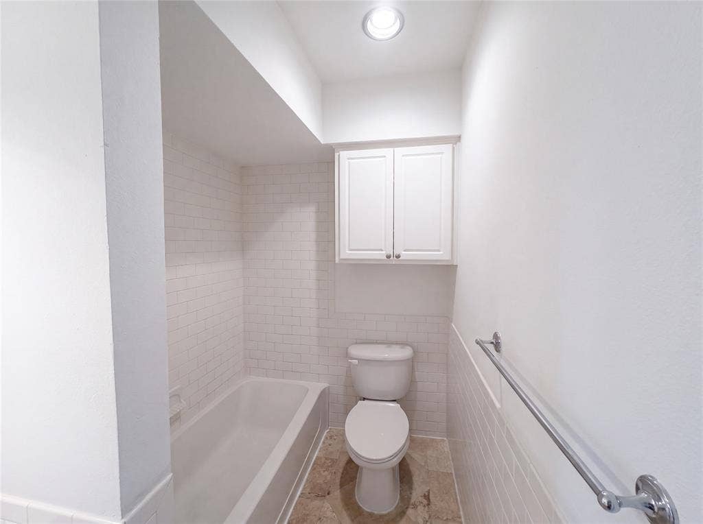 7734 Meadow Road, #223, Dallas, TX 75230 7734 Meadow Road, #223, Dallas, TX 75230