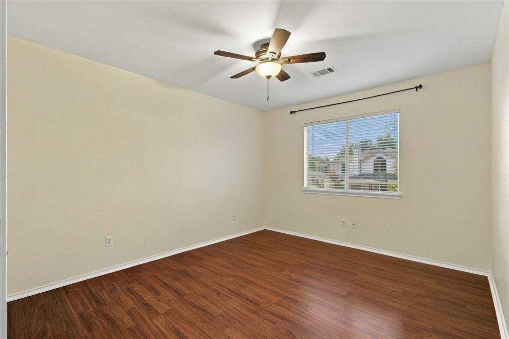 2071 Sunset Lane, Lewisville, TX 75067