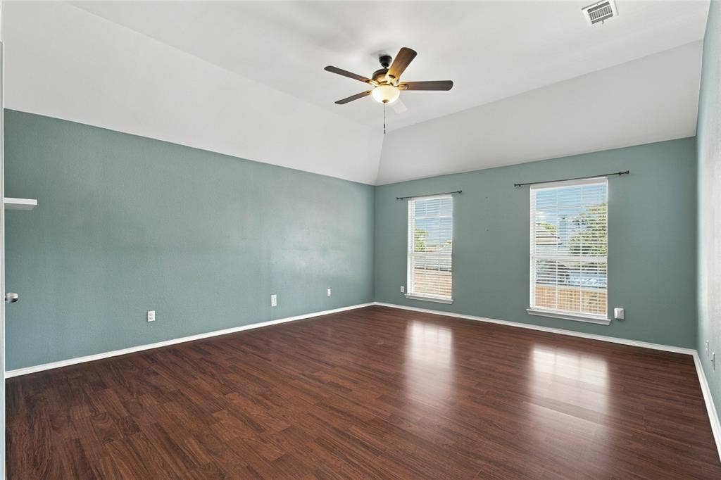 2071 Sunset Lane, Lewisville, TX 75067