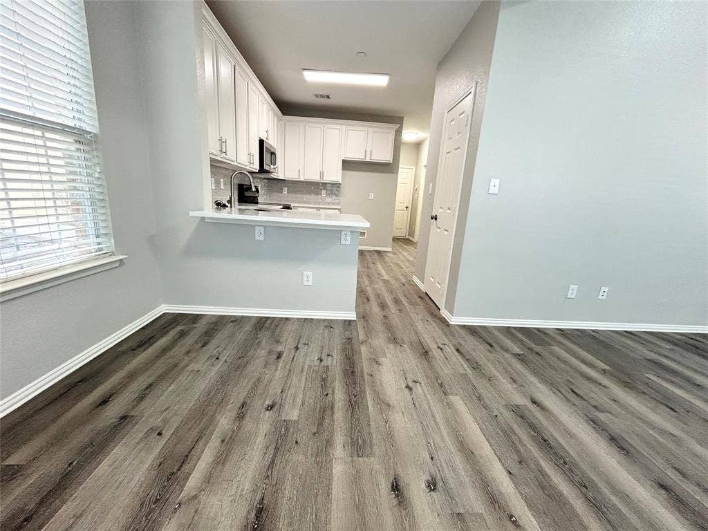 8517 Hunters Trace Lane, Plano, TX 75024 8517 Hunters Trace Lane, Plano, TX 75024