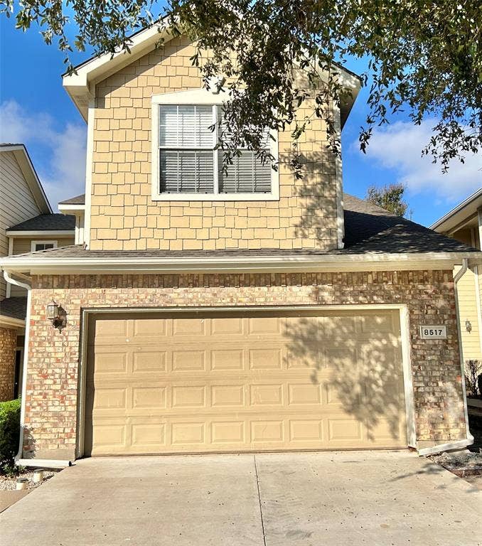 Property photo for 8517 Hunters Trace Lane, Plano, TX