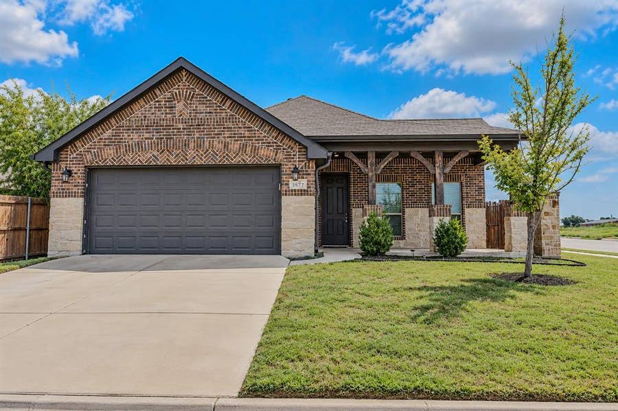 Property photo for 2577 Hadley Street, Weatherford, TX