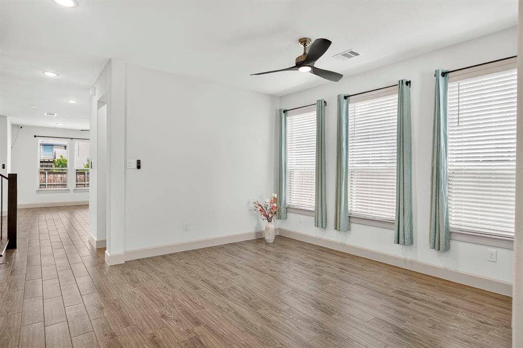 5817 Liberty Hill Drive, McKinney, TX 75070 5817 Liberty Hill Drive, McKinney, TX 75070