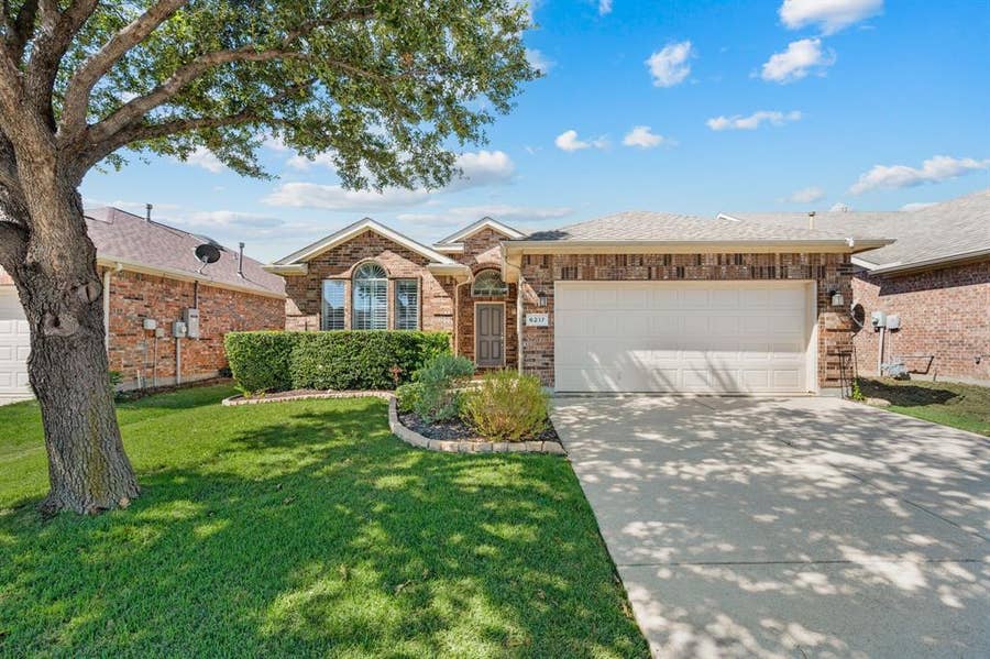 Property photo for 6217 Charisma Court, Fort Worth, TX