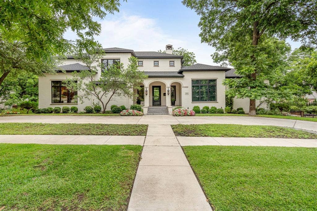 2413 Lofton Terrace, Fort Worth, TX 76109