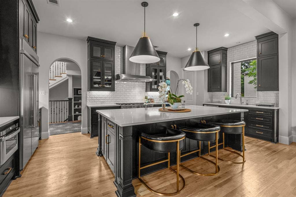 2413 Lofton Terrace, Fort Worth, TX 76109