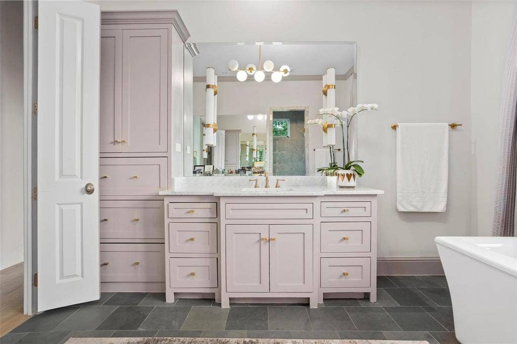 2413 Lofton Terrace, Fort Worth, TX 76109