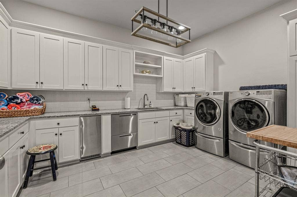 2413 Lofton Terrace, Fort Worth, TX 76109