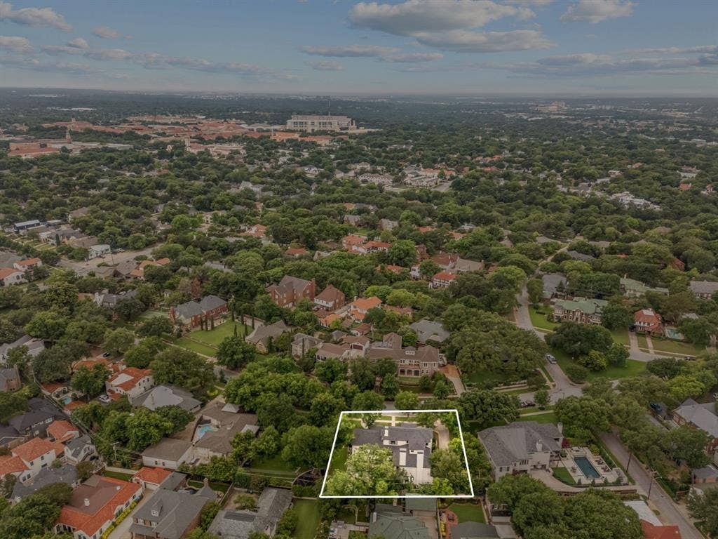 2413 Lofton Terrace, Fort Worth, TX 76109
