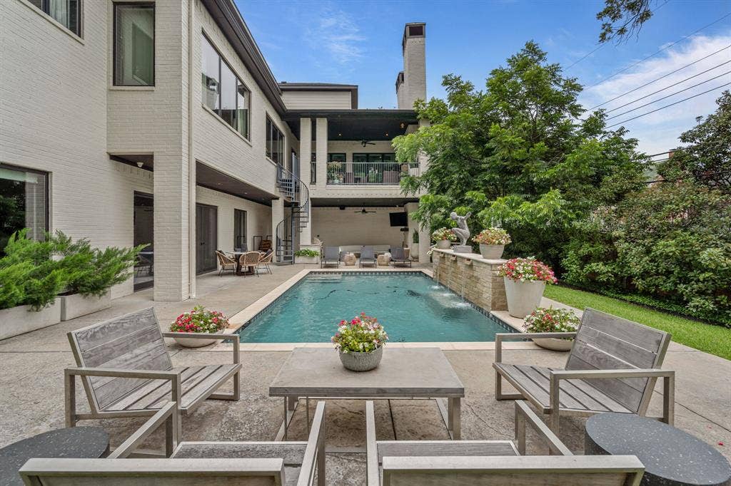 2413 Lofton Terrace, Fort Worth, TX 76109