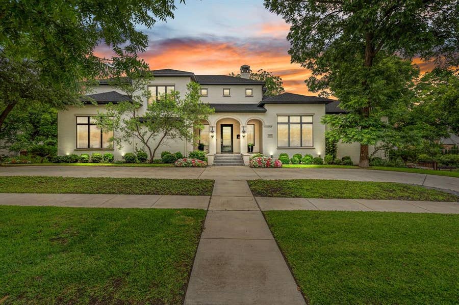 Property photo for 2413 Lofton Terrace, Fort Worth, TX