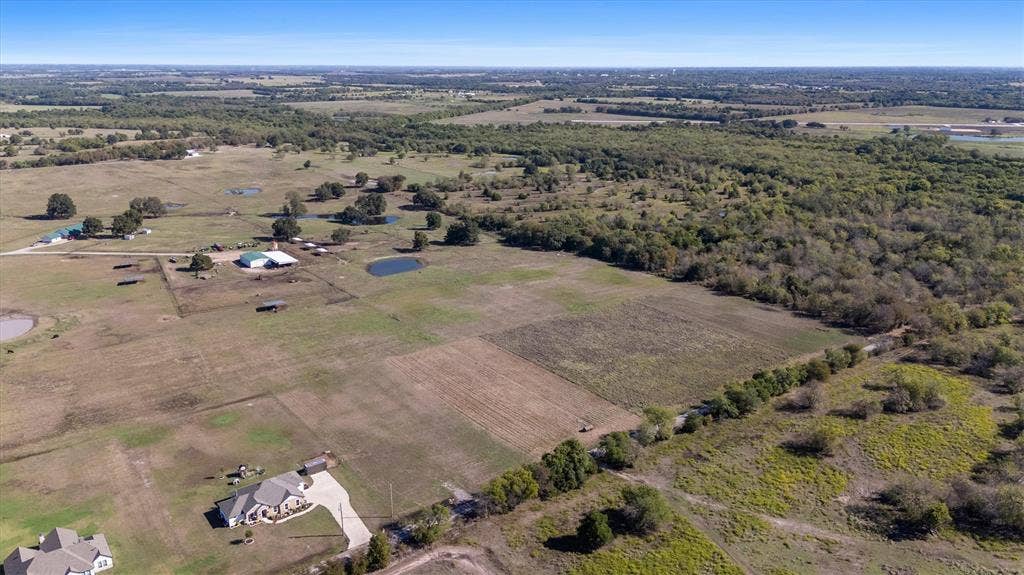 784 County Road 1021, Wolfe City, TX 75496 784 County Road 1021, Wolfe City, TX 75496
