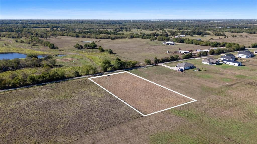 784 County Road 1021, Wolfe City, TX 75496 784 County Road 1021, Wolfe City, TX 75496