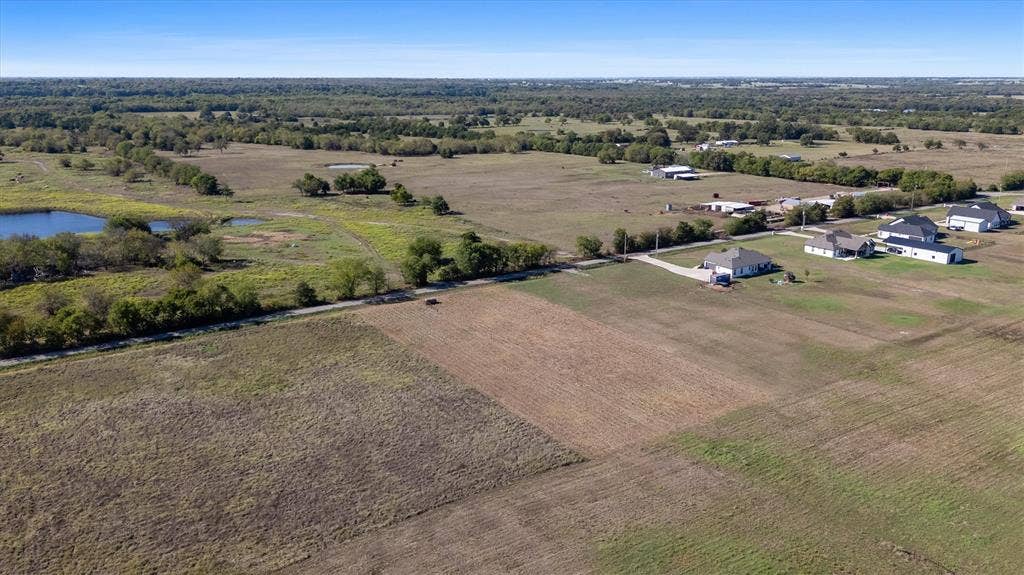 784 County Road 1021, Wolfe City, TX 75496 784 County Road 1021, Wolfe City, TX 75496