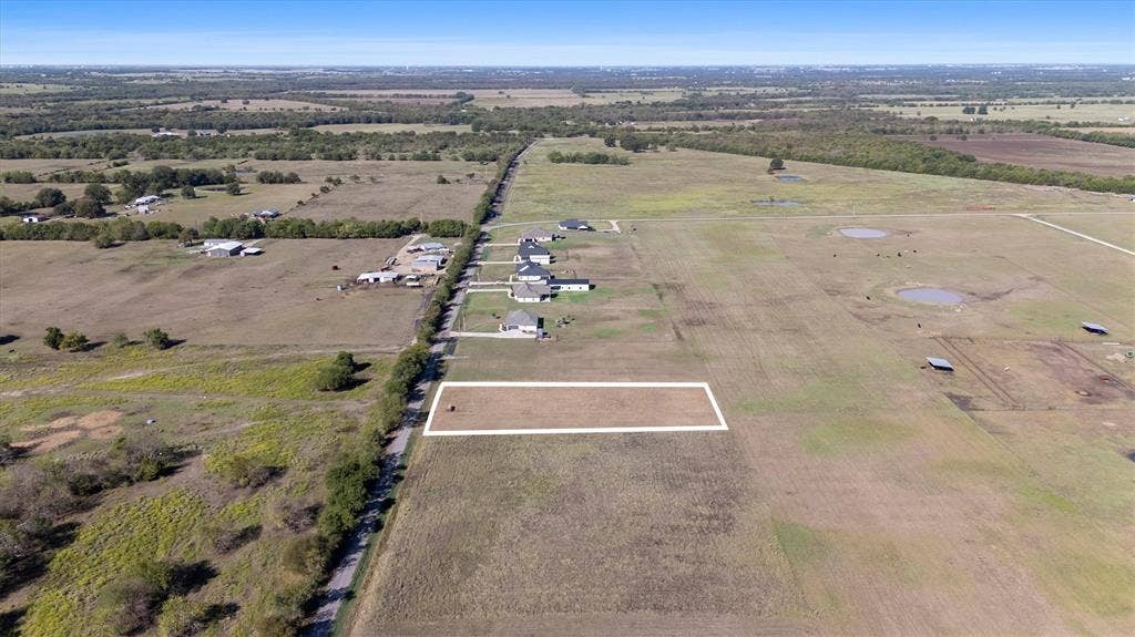 784 County Road 1021, Wolfe City, TX 75496 784 County Road 1021, Wolfe City, TX 75496