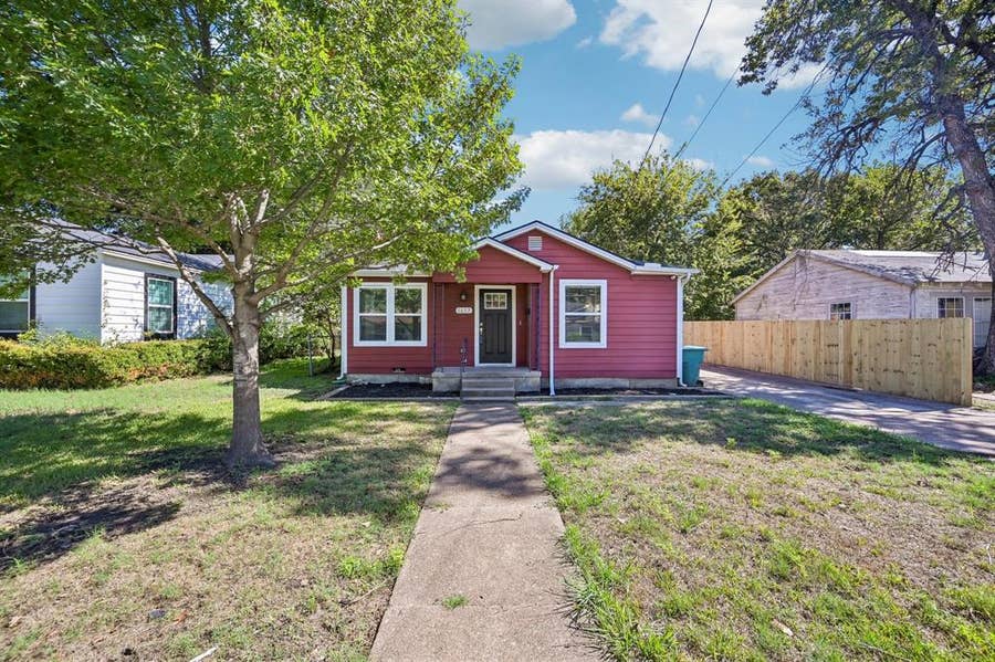 Property photo for 1617 N Binkley, Sherman, TX
