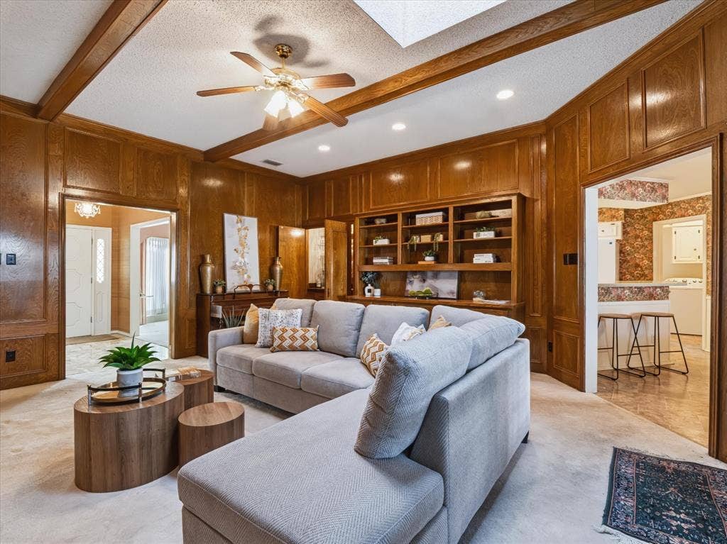 6911 Brentfield Drive, Dallas, TX 75248 6911 Brentfield Drive, Dallas, TX 75248