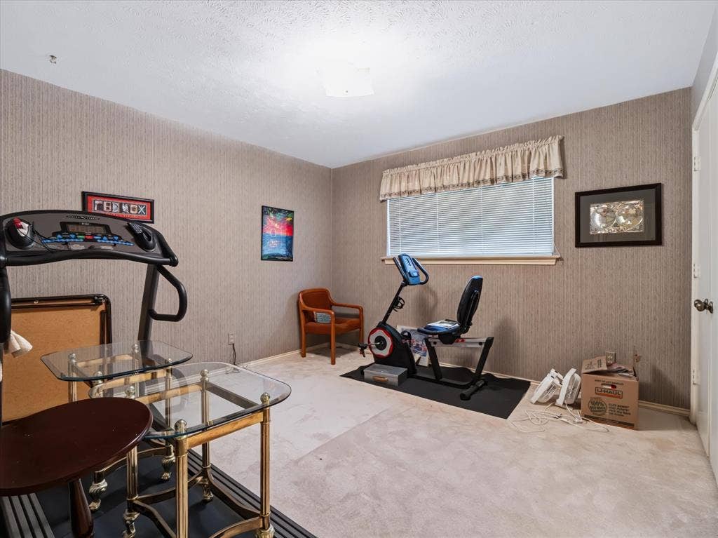 6911 Brentfield Drive, Dallas, TX 75248 6911 Brentfield Drive, Dallas, TX 75248