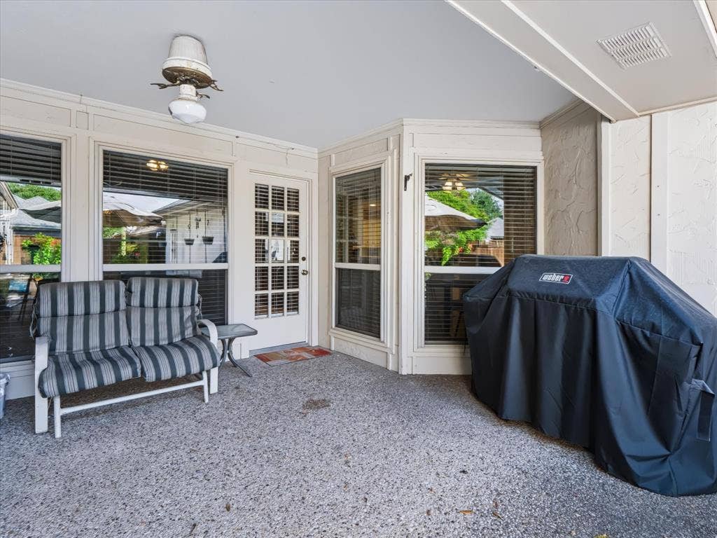 6911 Brentfield Drive, Dallas, TX 75248 6911 Brentfield Drive, Dallas, TX 75248