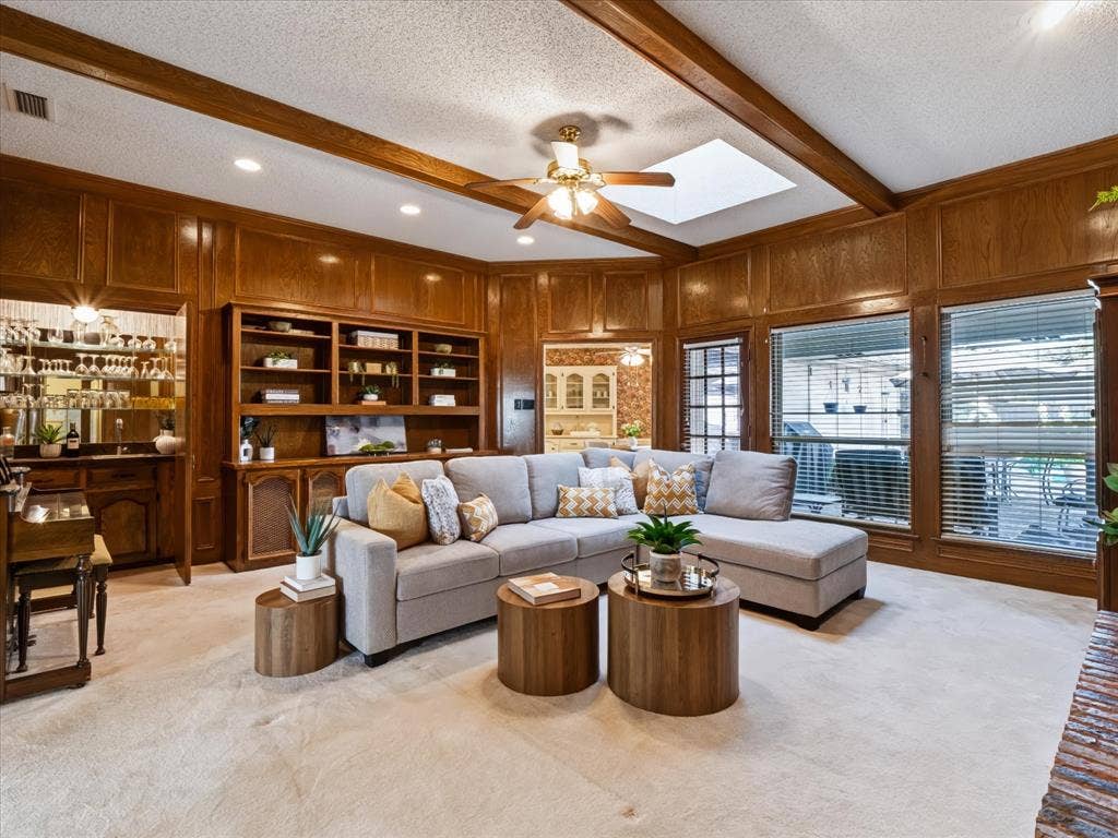 6911 Brentfield Drive, Dallas, TX 75248 6911 Brentfield Drive, Dallas, TX 75248