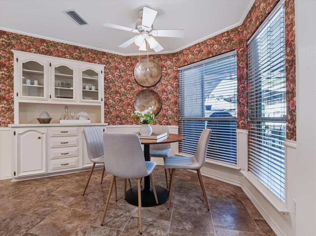 6911 Brentfield Drive, Dallas, TX 75248 6911 Brentfield Drive, Dallas, TX 75248