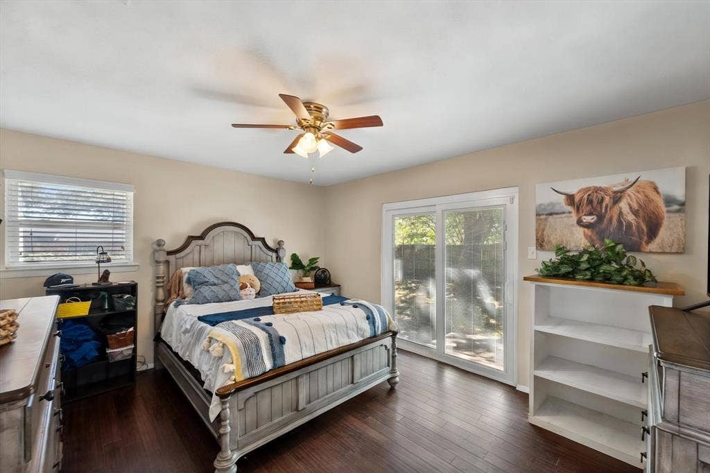 1012 Keith Drive, Hurst, TX 76053
