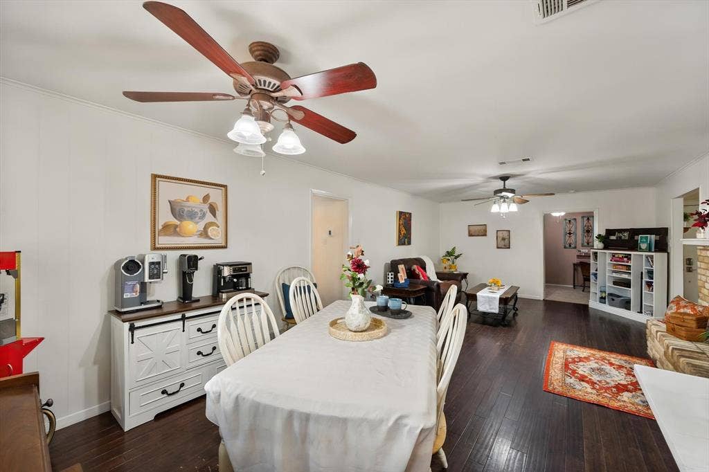 1012 Keith Drive, Hurst, TX 76053