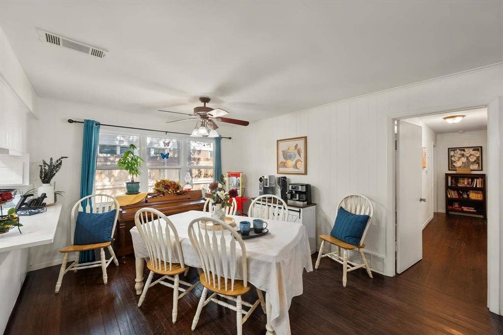 1012 Keith Drive, Hurst, TX 76053