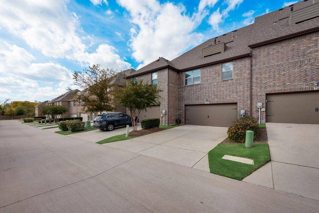 7309 Chief Spotted Tail Drive, McKinney, TX 75070