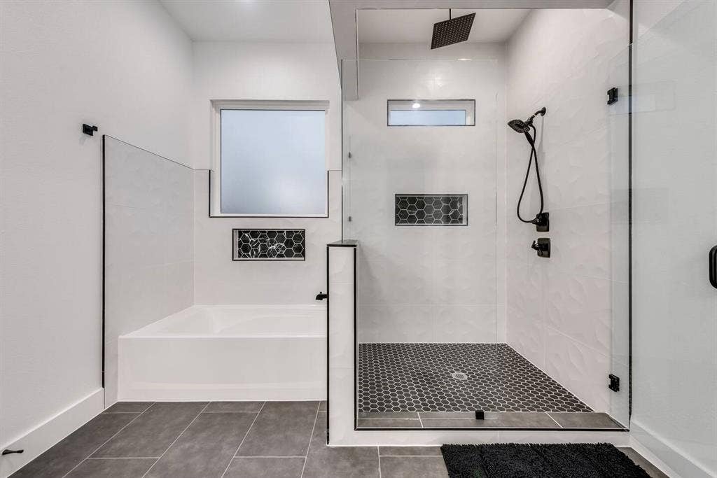 2015 S Ewing Avenue, Dallas, TX 75216 2015 S Ewing Avenue, Dallas, TX 75216
